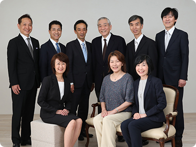 一人ひとりの想いを何より大切に、専門性の高い“あったかスタッフ”が生活から就労まで、あたたかくサポートします。
